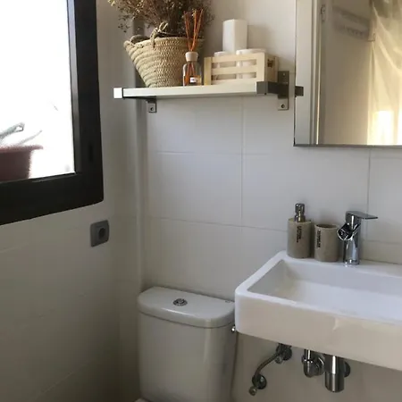 Apartamento Estudio En Con Piscina Y Wifi Privada, A 100 M Del Mar