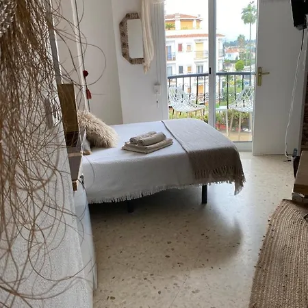 Estudio En Con Piscina Y Wifi Privada, A 100 M Del Mar