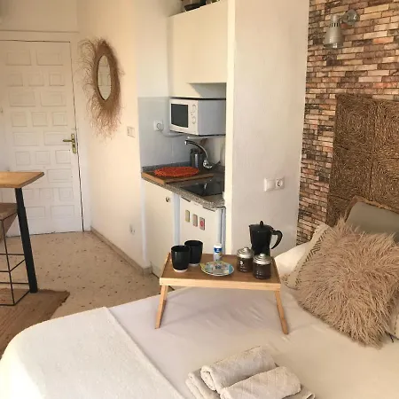 Estudio En Con Piscina Y Wifi Privada, A 100 M Del Mar Appartement *